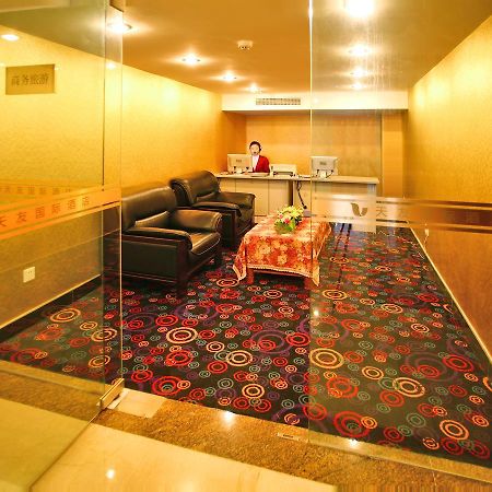 Chengdu Tianyou International Hotel Bagian luar foto